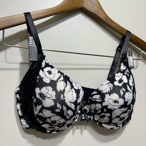 Carisma Floral Lace Soft Push Up Bra Top Black and White 34C